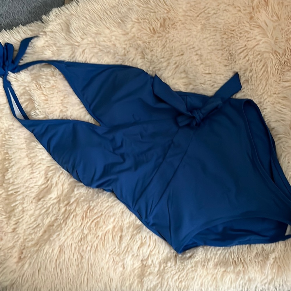 Gottex one piece swimsuit in medium blue size10